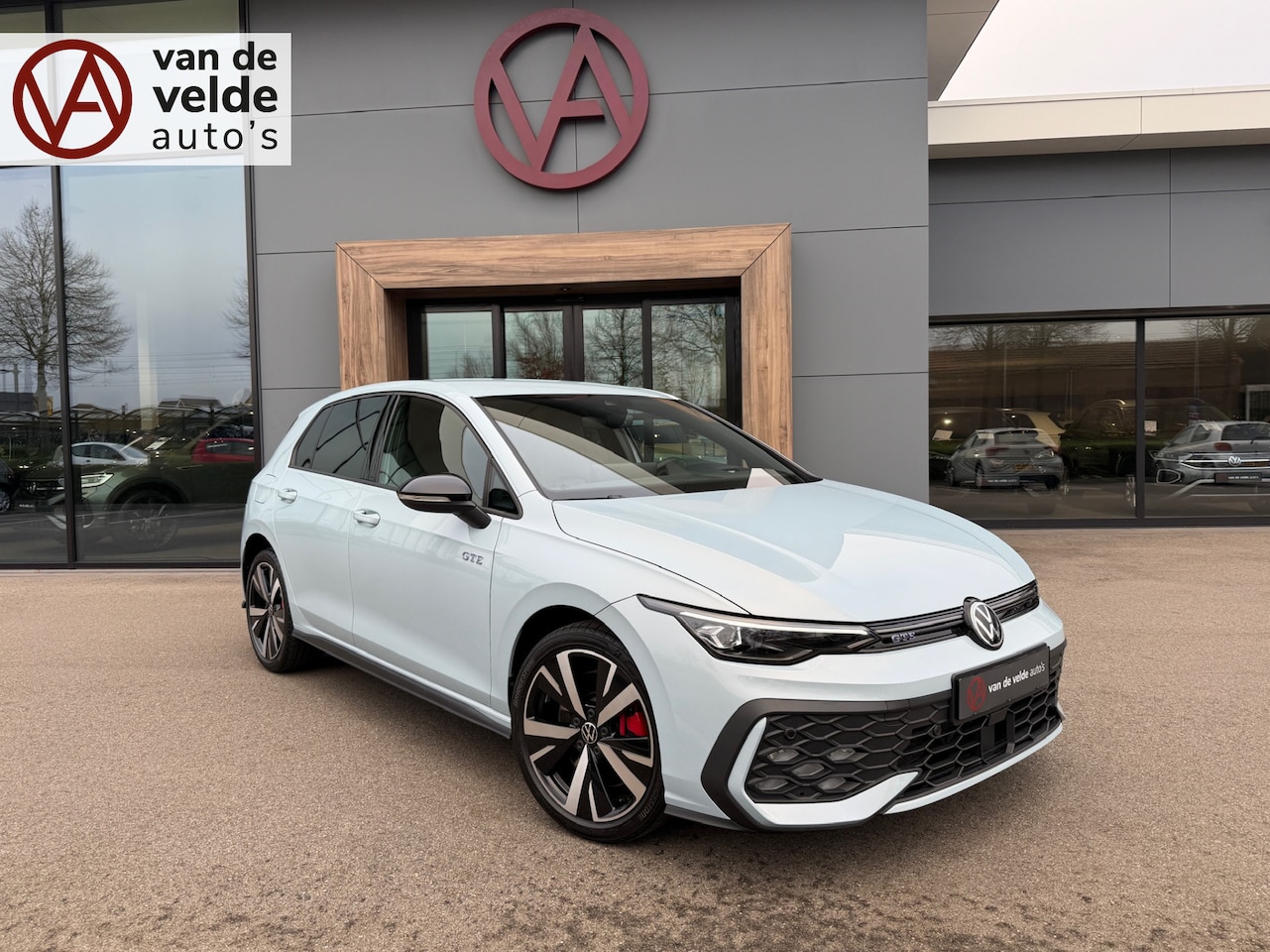 Volkswagen Golf - 1.5 eHybrid GTE 272pk | Led IQ light | Trekhaak | Head-up | Dode hoek | Camera | Rijklaar - AutoWereld.nl