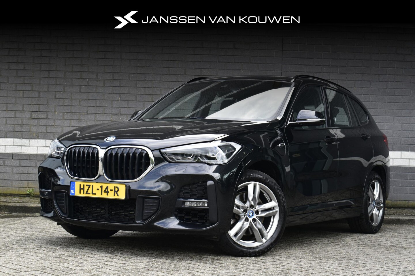 BMW X1 - xDrive25e Executive M Sport / 91% SOH / PHEV / Stoel-Stuurverwarming / Trekhaak - AutoWereld.nl