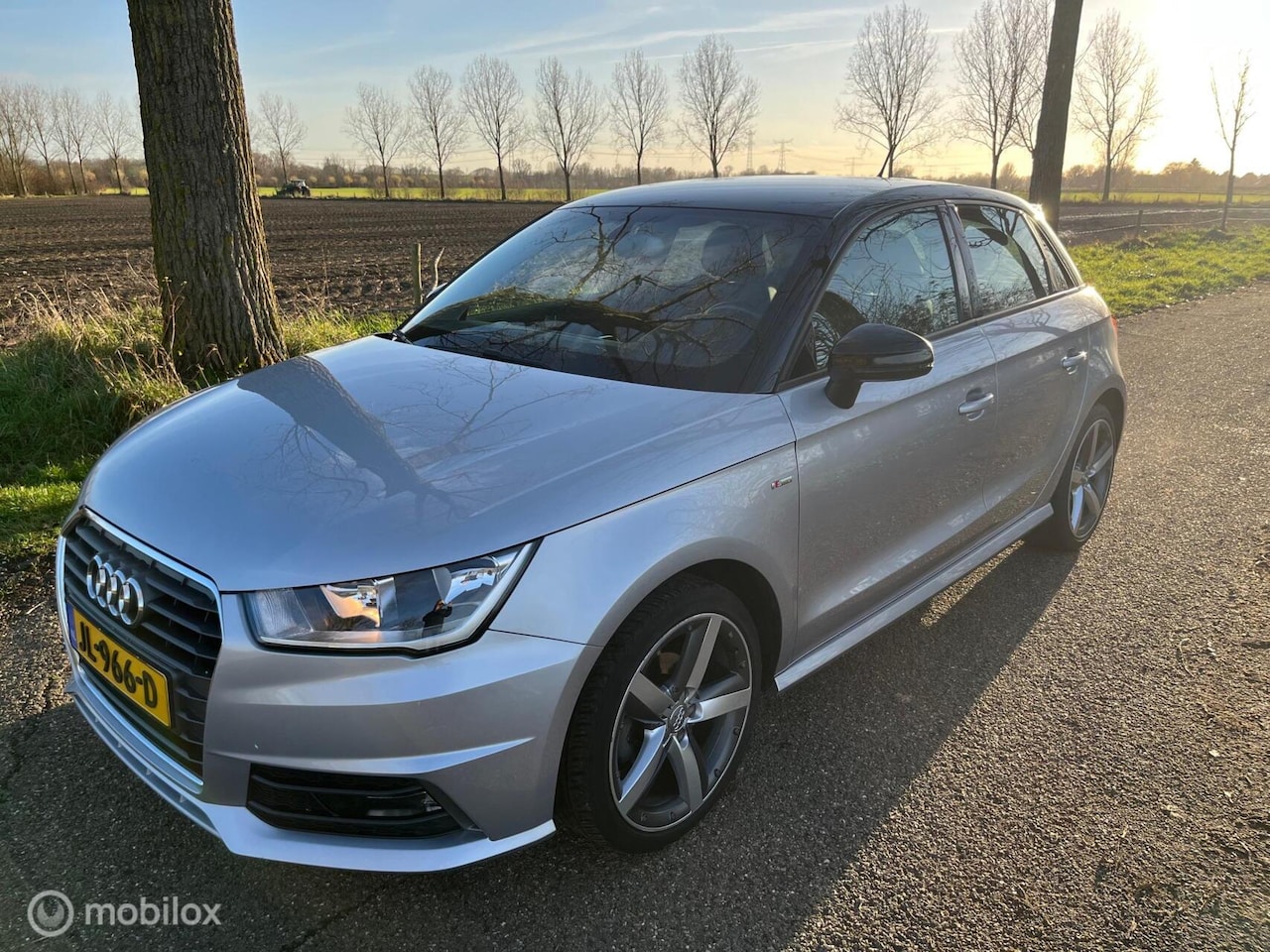Audi A1 Sportback - 1.0 TFSI Design S-Line / 52 Dkm NAP / - AutoWereld.nl
