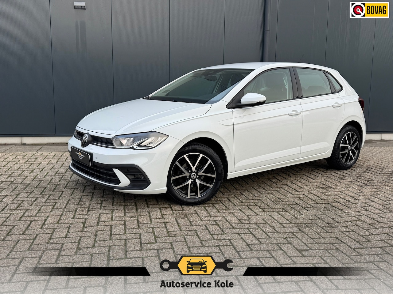 Volkswagen Polo - 1.0 MPI * Carplay * Stoelverwarming * Cruise Control * Lichtmetalen Velgen * - AutoWereld.nl