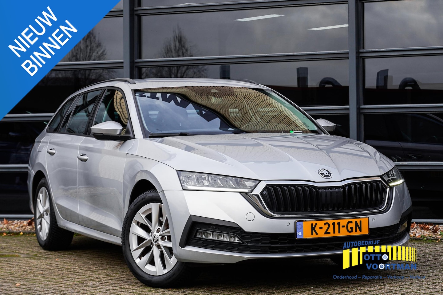 Skoda Octavia Combi - 1.0 e-TSI Business Edition Trekhaak|LED|Zuinig| - AutoWereld.nl