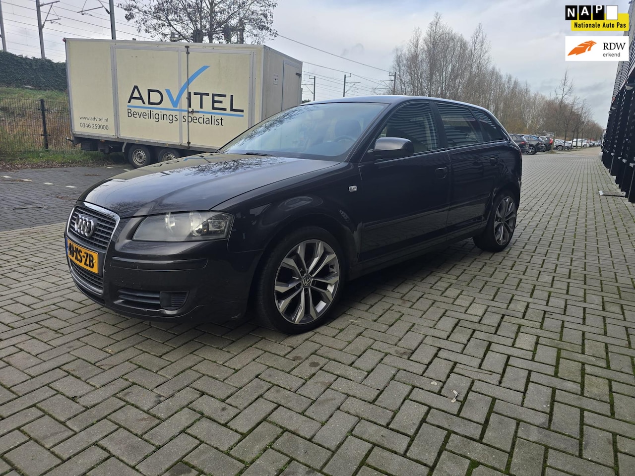 Audi A3 Sportback - 1.8 TFSI Attraction Pro Line Business / AUTOMAAT / ELEC. PAKKET + FLIPPERS / NAP - AutoWereld.nl