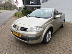 Renault Mégane coupé cabriolet - 2.0-16V Privilège Luxe