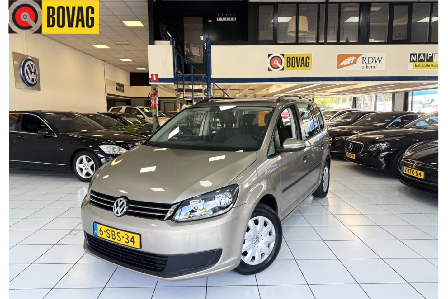 Volkswagen Touran - 1.6 TDI Trendl.BlueM Bovag Garantie 1e eigenaar - AutoWereld.nl