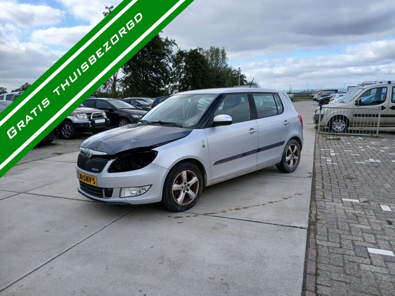 Skoda Fabia - 1.2 TDI export - airco - Light damage - AutoWereld.nl