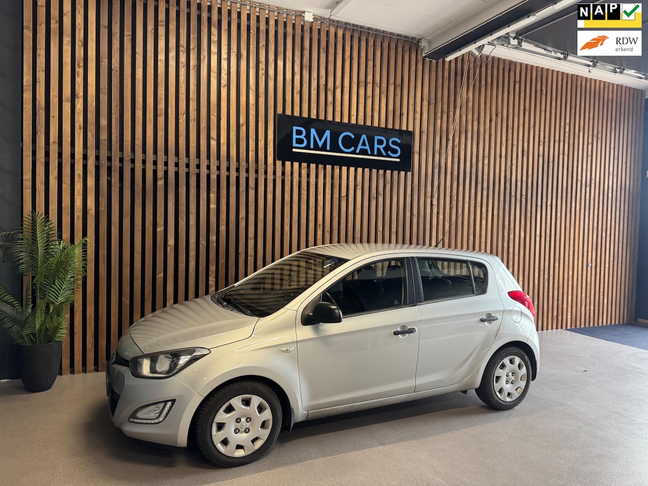 Hyundai i20 - 1.2i Business Edition Airco, Nieuwe APK - AutoWereld.nl