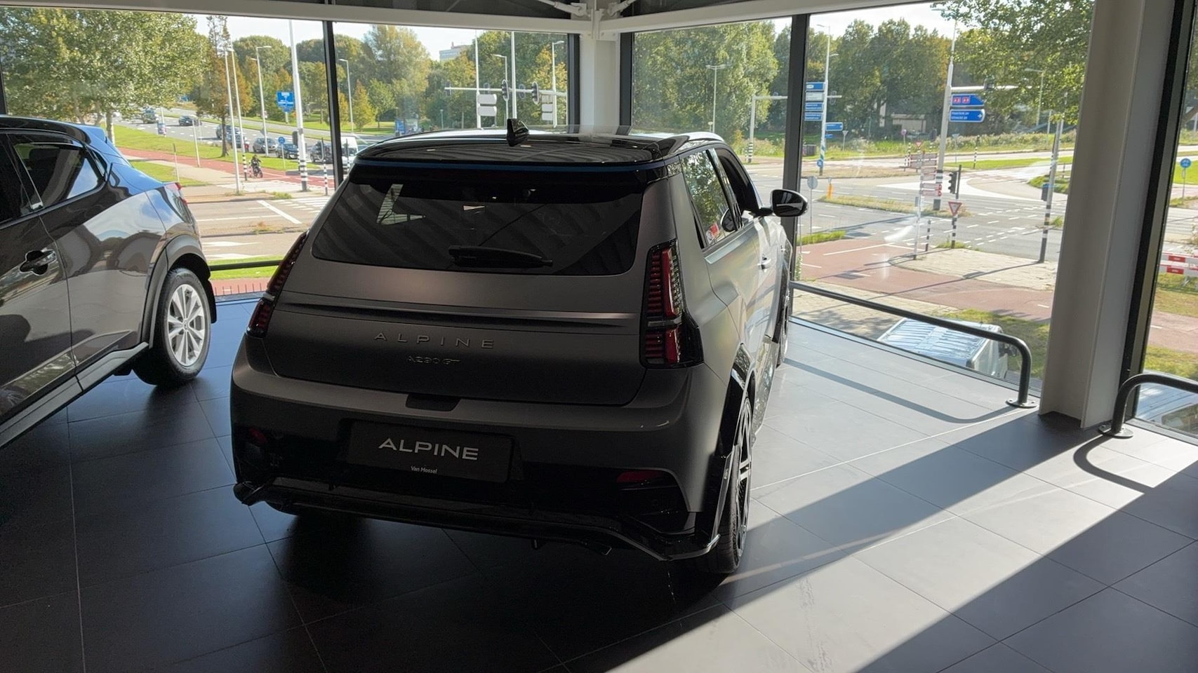 Alpine A290 - GTS 52 kWh | DEVIALET | 19” VELGEN | PACK SAFETY | PACK DRIVING | AFNEEMBARE TREKHAAK - AutoWereld.nl