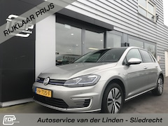 Volkswagen e-Golf - Navi + camera