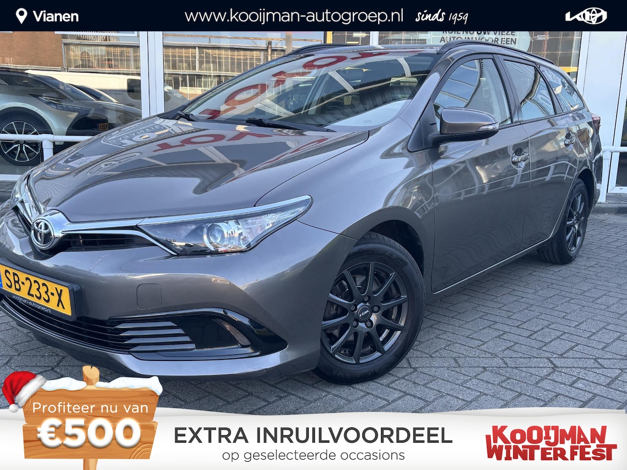 Toyota Auris Touring Sports - 1.3 Now NL Auto, BTW Auto, Dealeronderhouden, zeer netjes - AutoWereld.nl