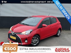 Toyota Yaris - 1.0 VVT-i Lounge Achteruitrijcamera, Parkeersensoren, LMV, Bluetooth