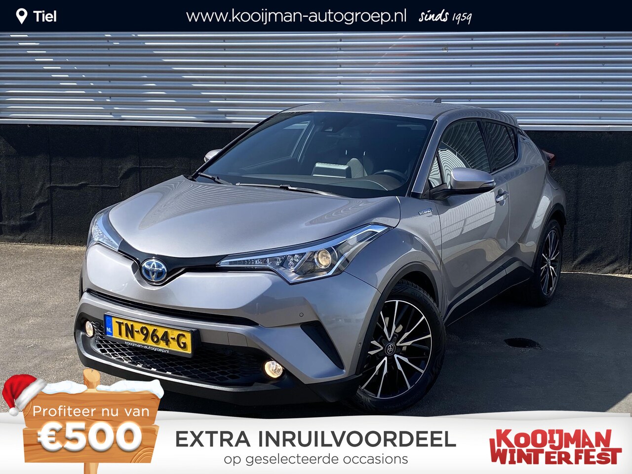 Toyota C-HR - 1.8 Hybrid Bi-Tone Plus Trekhaak, dodehoek detectie, navigatie, stoel- & stuurverwarming, - AutoWereld.nl