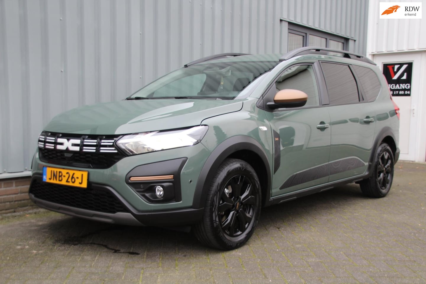 Dacia Jogger - 1.6 Hybrid 140 Extreme 5p. 1.6 Hybrid 140 Extreme 5p. - AutoWereld.nl