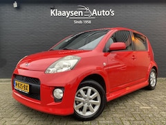 Daihatsu Sirion 2 - 1.5-16V 105 pk Sport | dealer onderhouden | airco | af. trekhaak | sportpakket | liefhebbe