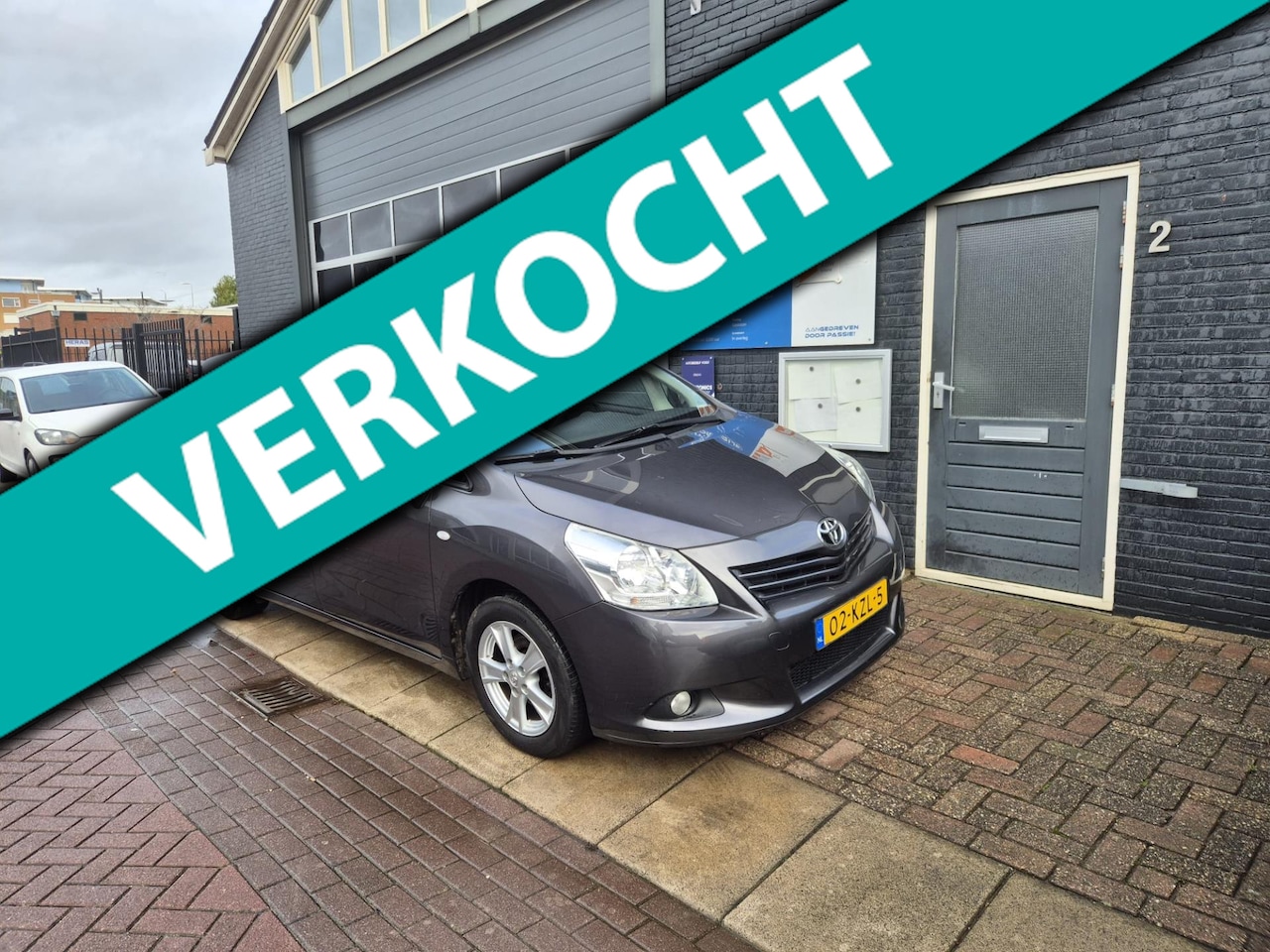 Toyota Verso - 1.8 VVT-i Dynamic 7p. Navi, Camera, grote beurt - AutoWereld.nl