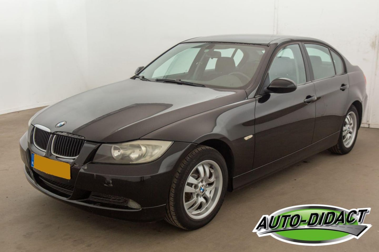 BMW 3-serie - 318i Airco - AutoWereld.nl