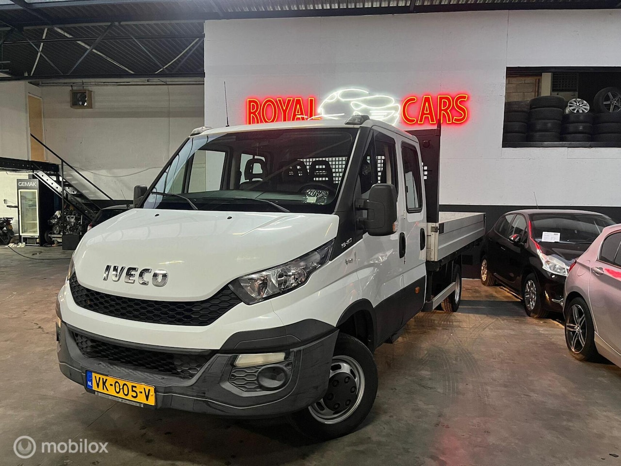Iveco Daily - 35C14ND 3.0 410 CNG Aardgas Benzine/ Laadbak - AutoWereld.nl