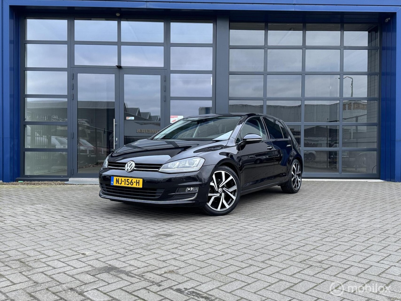 Volkswagen Golf - 1.4 TSI ACT Highline DSG / SFEER / XENON - AutoWereld.nl