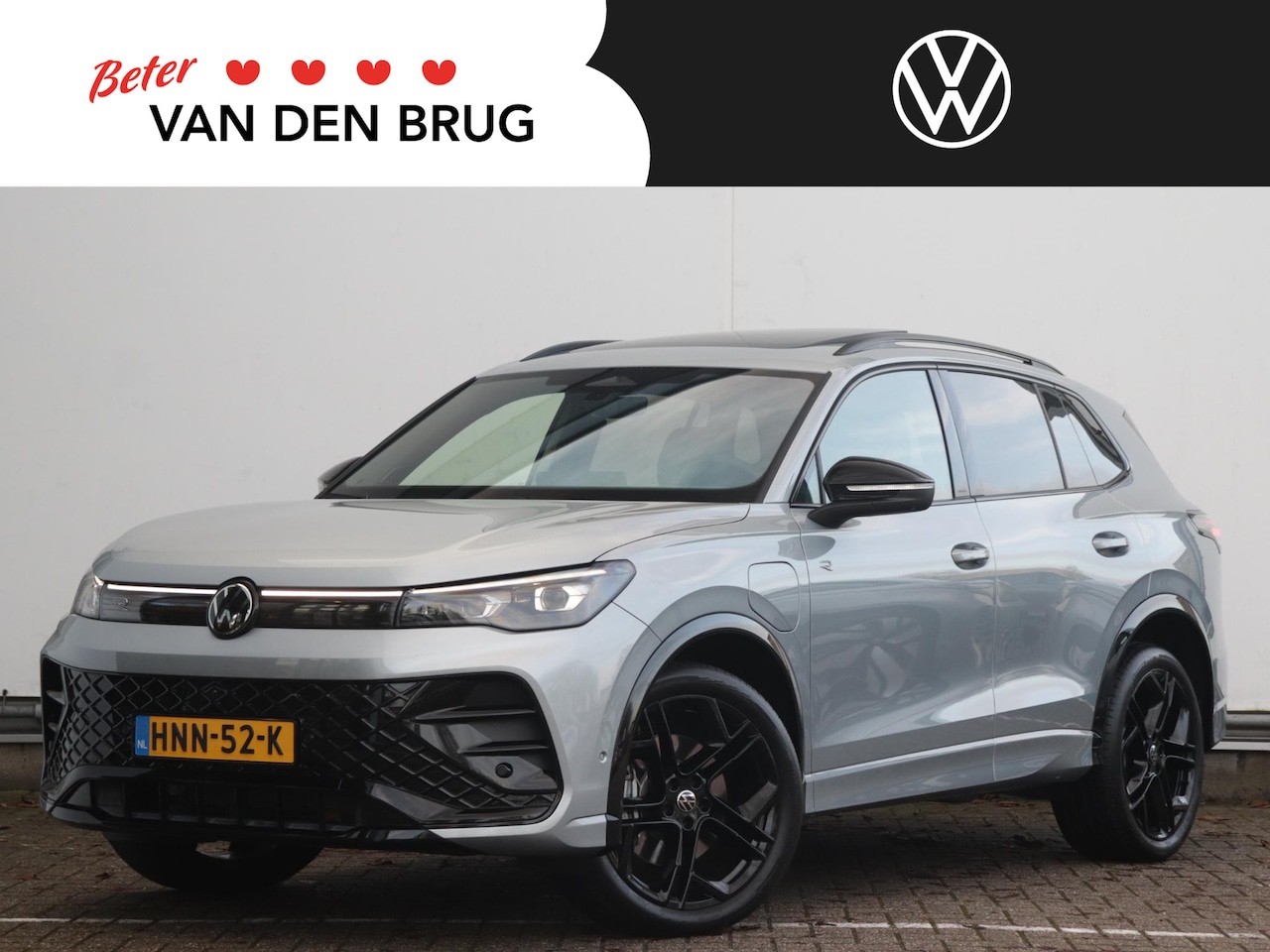 Volkswagen Tiguan - 1.5 eHybrid R-Line Edition | Leder | Trekhaak | Harman/Kardon | HD-Matrix LED | 360° camer - AutoWereld.nl