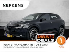 Alfa Romeo Junior - 1.2 Turbo Hybrid Ibrida Q4 | Sport Pack | Panoramadak | verwarmbare vooruit | Apple Carpla