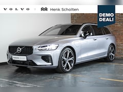 Volvo V60 - T6 Plug-in hybrid AWD Plus Dark Panorama Schuif/Kanteldak | 360° Parkeercamera | Head-Up D
