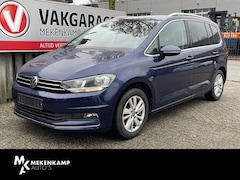 Volkswagen Touran - 1.5 TSI Highline 7p 16"/Stoel + stuurverwarming + massage/Keyless/Elektrische klep/PDC v+a