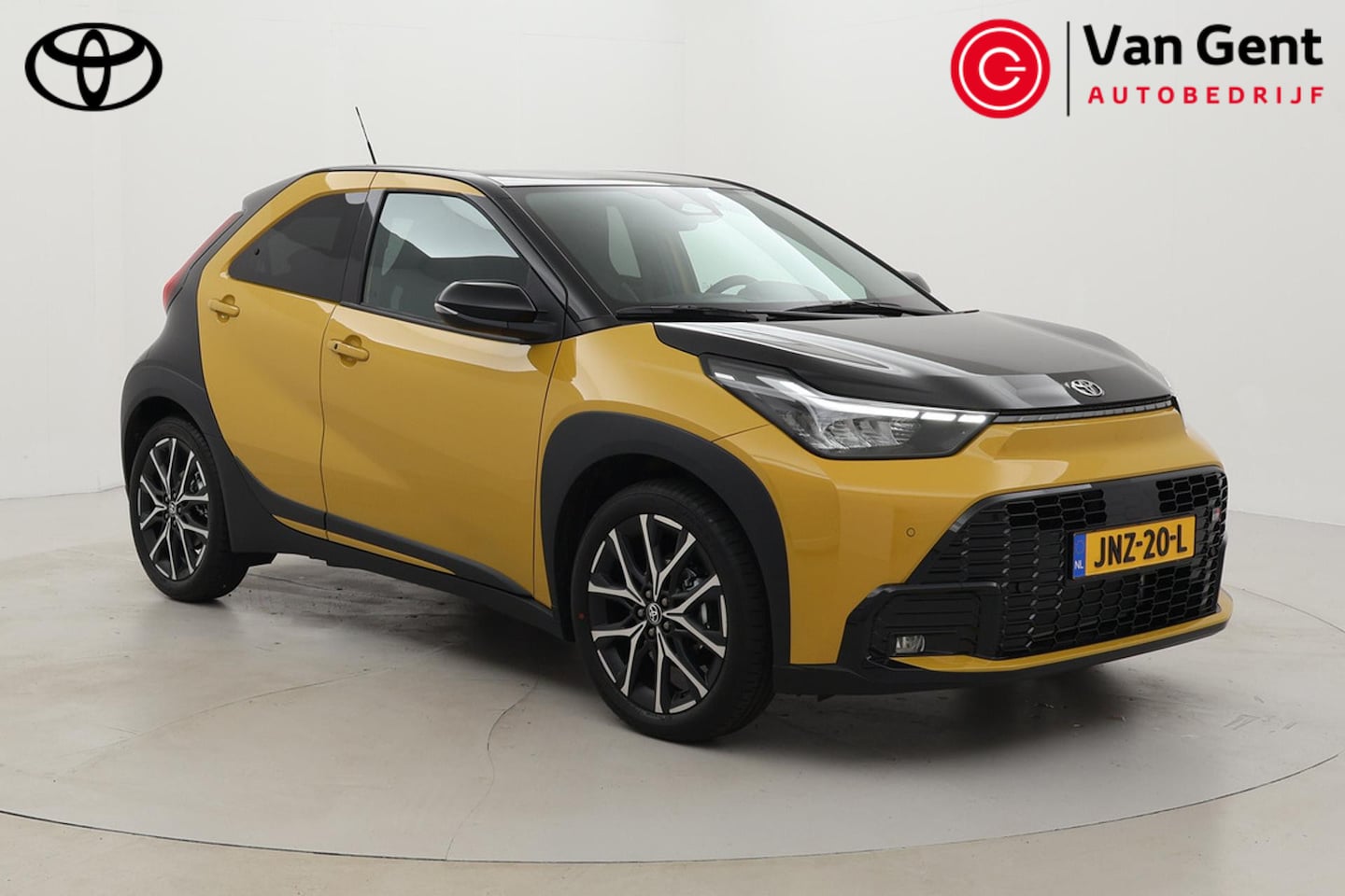 Toyota Aygo X - Hybrid 115 GR Sport | Navigatie | JBL | Stoelverwarming | Parkeersensoren voor/achter | Ap - AutoWereld.nl