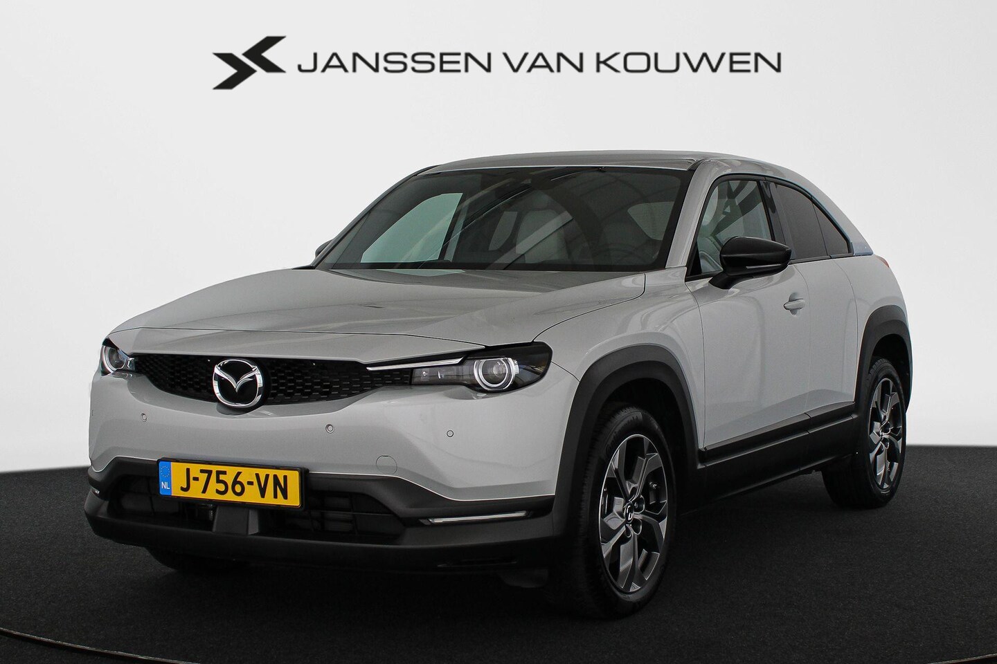 Mazda MX-30 - e-SkyActiv 145 First Edition 36 kWh SOH 94% Winterpakket Camera HUD - AutoWereld.nl