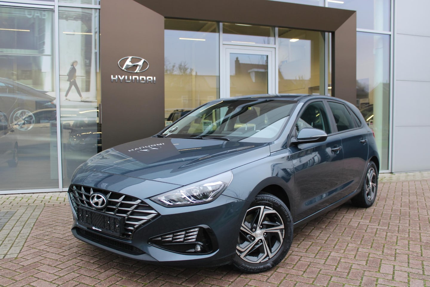 Hyundai i30 - 1.0 T-GDi 120pk Comfort Airco Camera Carplay Stoelverwarming - AutoWereld.nl