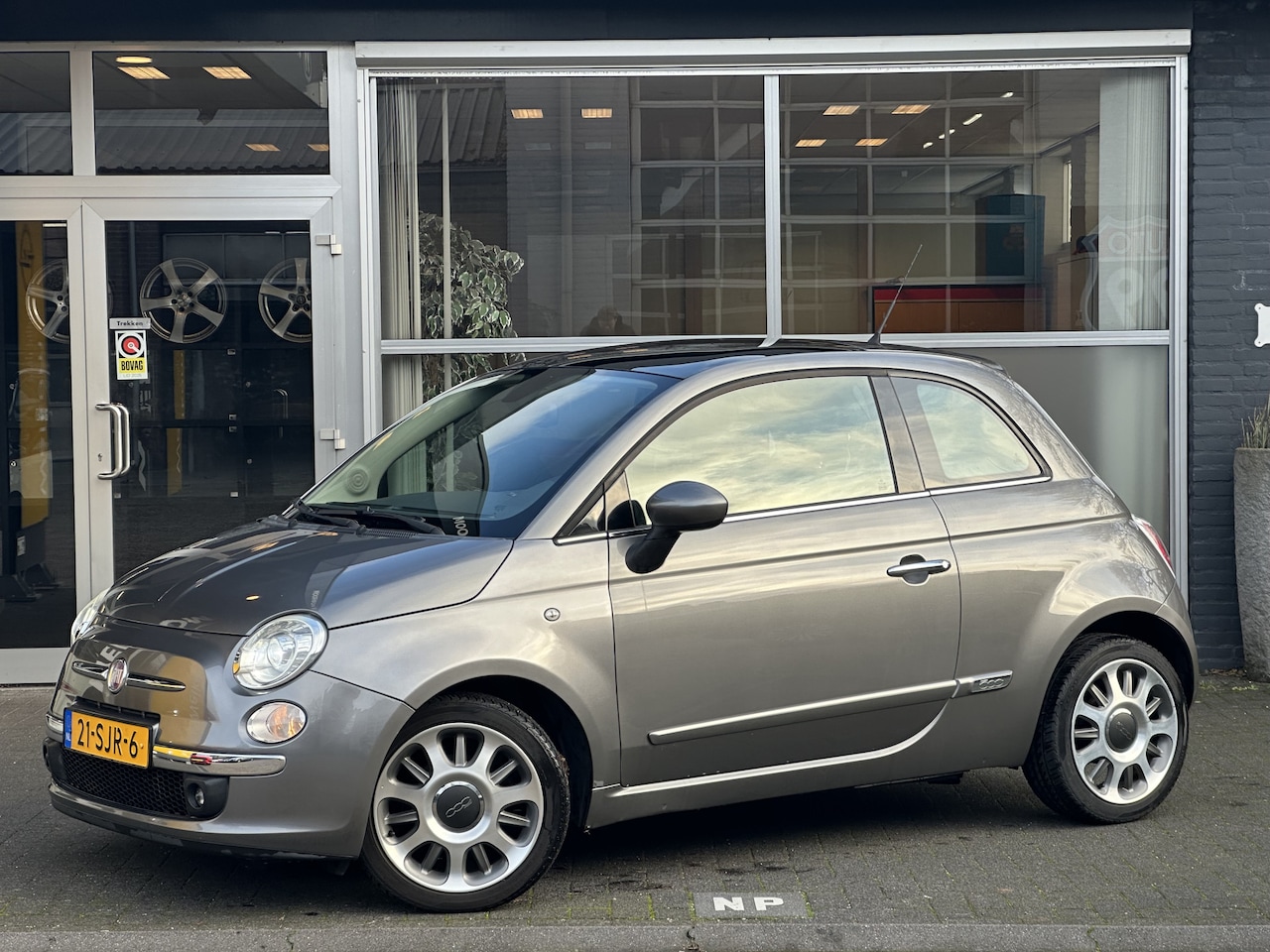 Fiat 500 - 0.9 TwinAir Lounge CLIMA / PANO / LEDER / ELEKT SPIEGELS - AutoWereld.nl