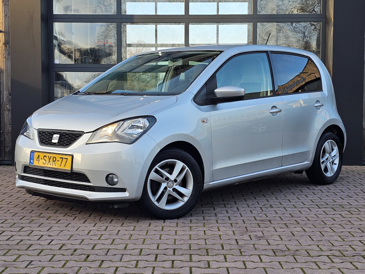 SEAT Mii - 1.0 Chill Out 5-Drs | Airco | LMV | All-seasons | Dealeronderhouden | Metallic | - AutoWereld.nl