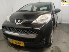 Peugeot 107 - 1.0-12V Accent - Schade