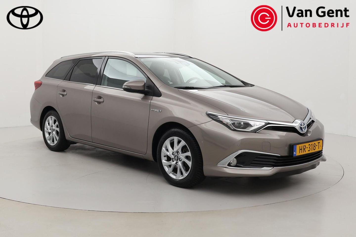 Toyota Auris Touring Sports - 1.8 Hybrid Lease Pro | Origineel NL | Panoramadak | Navigatie | Stoelverwarming | Keyless - AutoWereld.nl