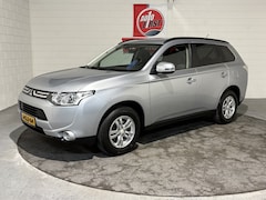 Mitsubishi Outlander - 2.0 Intense, Uniek km stand, Achteruitrijcamera, Cruise control, Climate control, Afn . tr