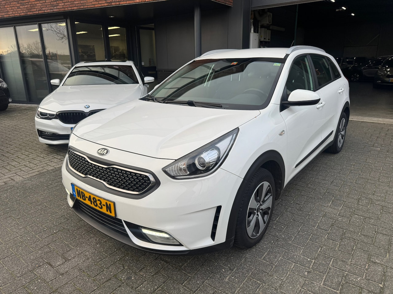 Kia Niro - 1.6 GDi Hybrid CRUISE TREKHAAK SUPER ONDERHOUDEN ORIG NL NAP - AutoWereld.nl