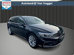 Volkswagen Passat Variant - 1.4 TSI PHEV GTE Business pano, trekhaak, camera, stoelverw