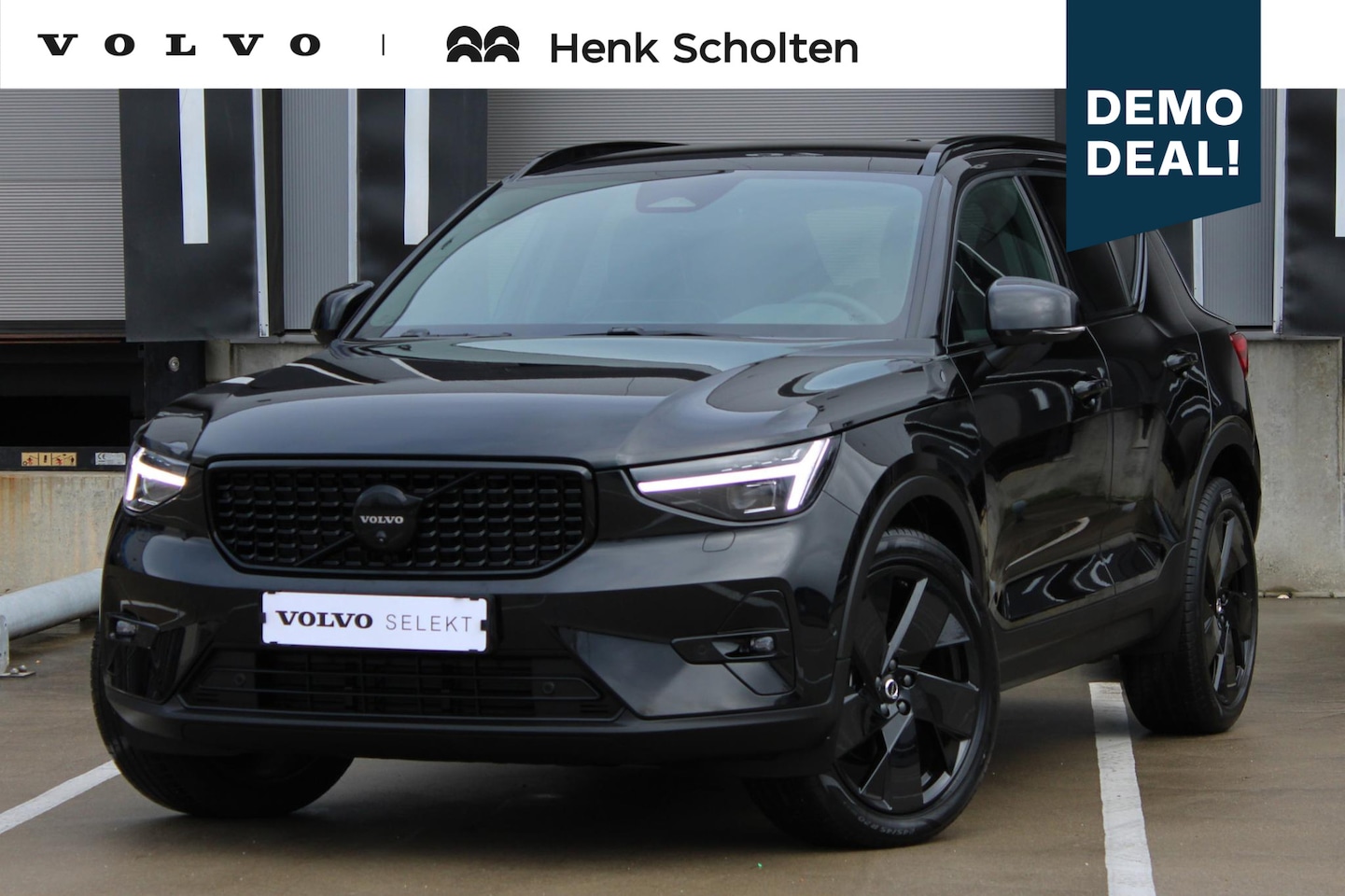 Volvo XC40 - B4 Automaat Plus Black Edition | Verwarmbare voorstoelen | Verwarmbaar stuurwiel | Premium - AutoWereld.nl