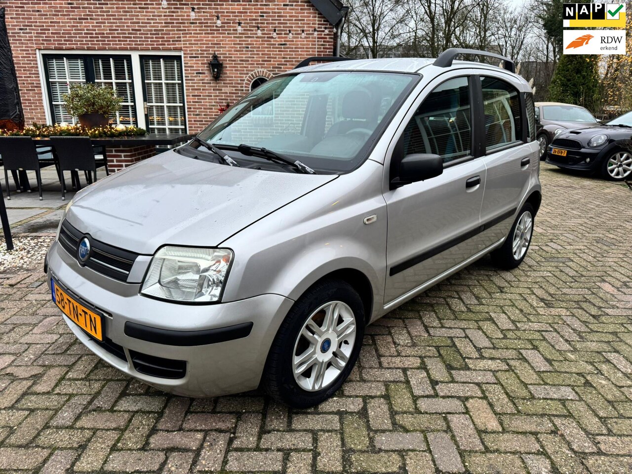 Fiat Panda - 1.2 Emotion NIEUWE APK 29-11-2026 - AutoWereld.nl