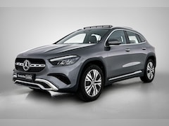 Mercedes-Benz GLA-Klasse - GLA 250e Automaat Luxury Line | Advanced Plus Pakket | Winterpakket | Panoramadak | 360° C