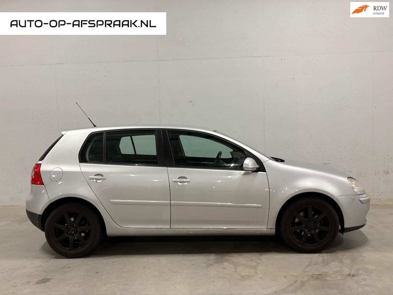 Volkswagen Golf - 1.6 5drs. Airco APK t/m 2026 NAP Trekhaak - AutoWereld.nl