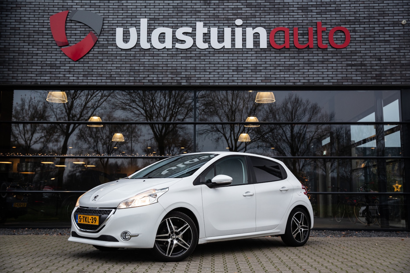 Peugeot 208 - 1.2 Vti Access 1.2 VTi Access - AutoWereld.nl