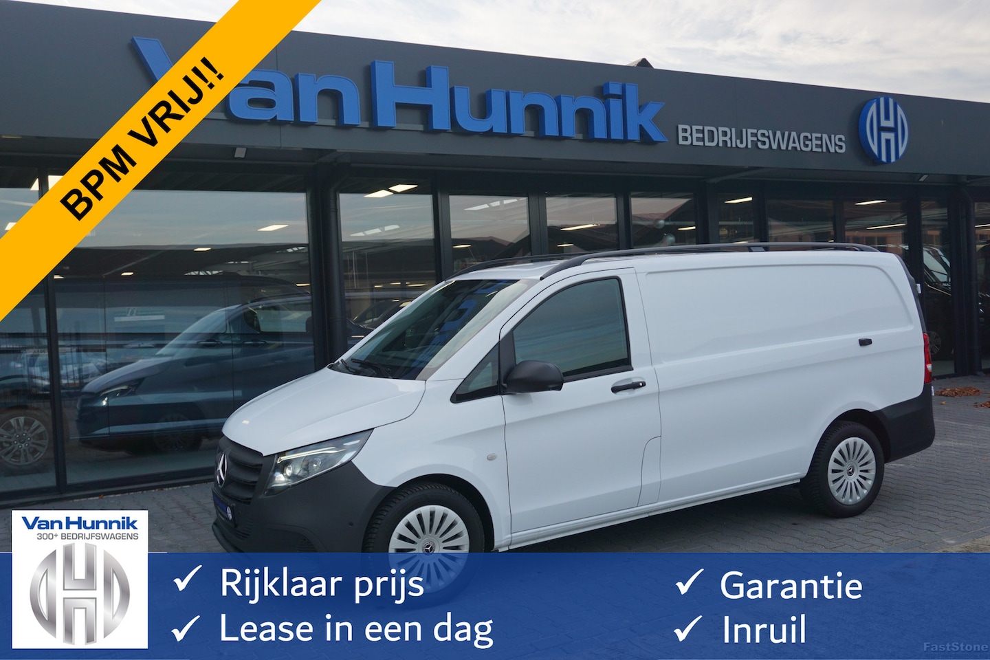 Mercedes-Benz Vito - 116 CDI Lang AUT BPM VRIJ!! 10.25" MBUX, Distronic, Betimmering, Trekhaak, Adap. LED!! NR. - AutoWereld.nl