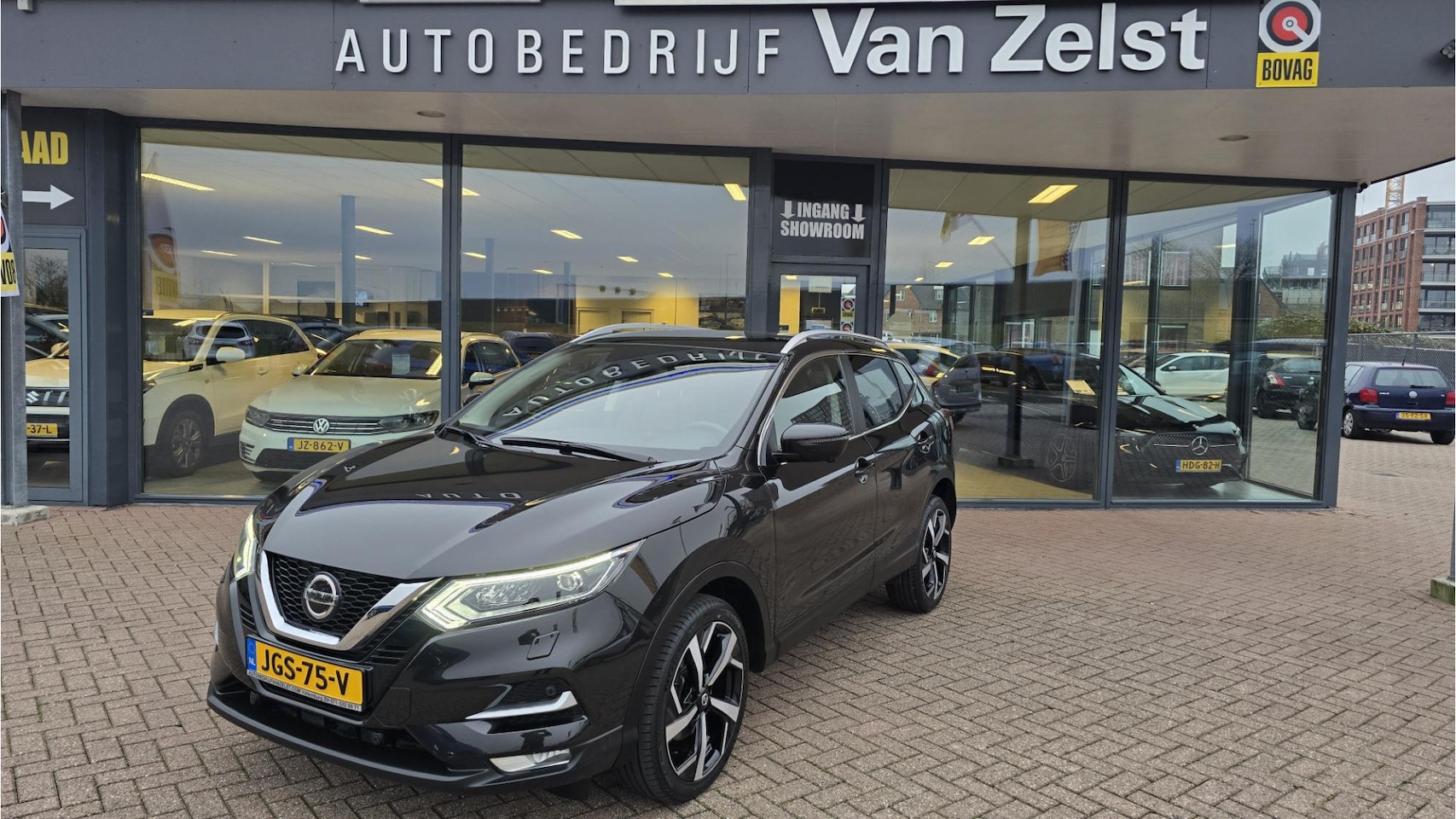 Nissan Qashqai - 1.3 DIG-T Tekna + / Automaat / PANORAMA / LEER / Navigatie / Achteruitrijcamera / Cruise c - AutoWereld.nl