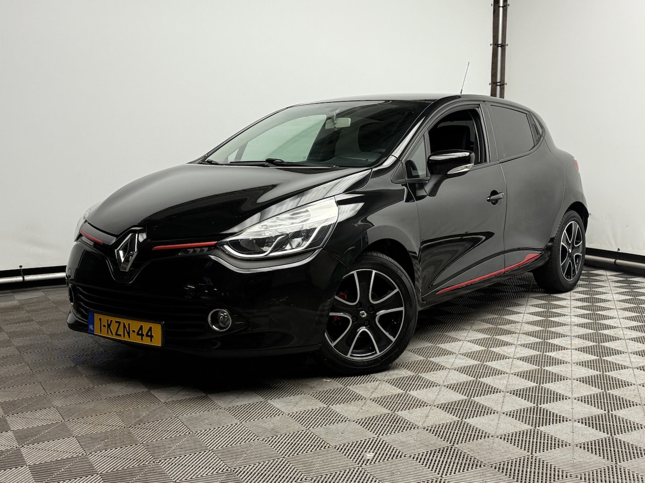 Renault Clio - 0.9 TCe Expression 5-drs Airco Navi NL Auto - AutoWereld.nl