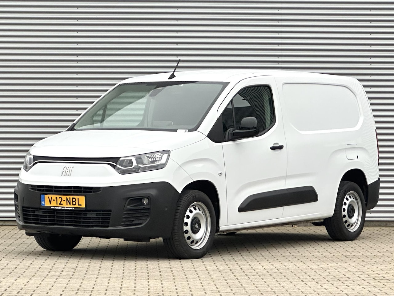 Fiat Doblò - 1.5D 130pk L2 Automaat Partner/Berlingo - AutoWereld.nl