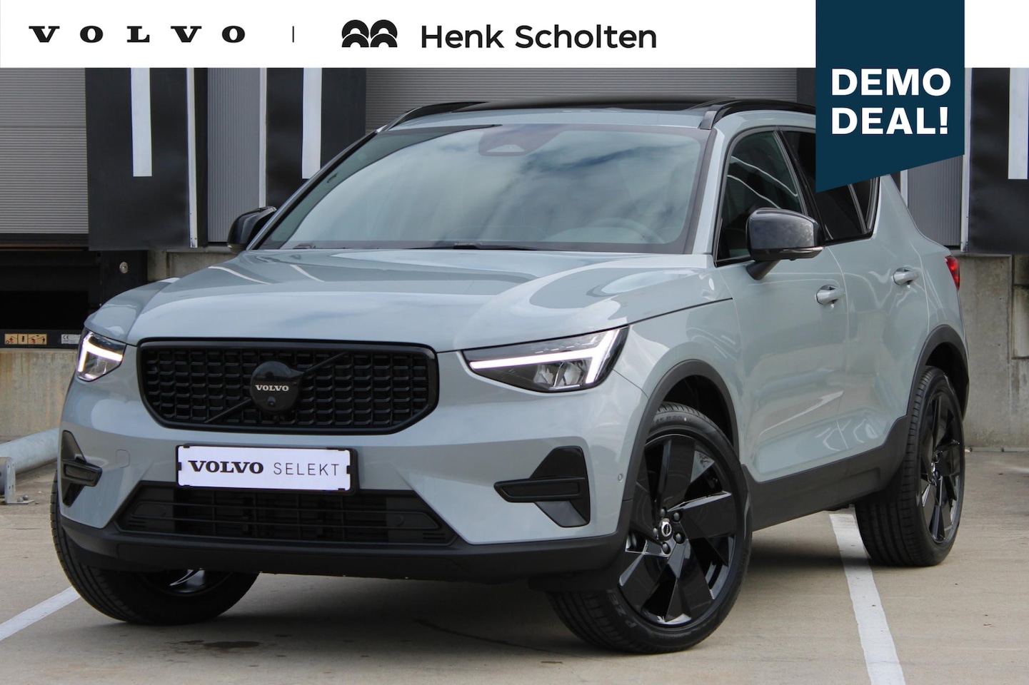 Volvo XC40 - B4 Plus Black Edition Elektrisch Verstelbare Voorstoelen | Getint Glas Achter | 20 inch Li - AutoWereld.nl