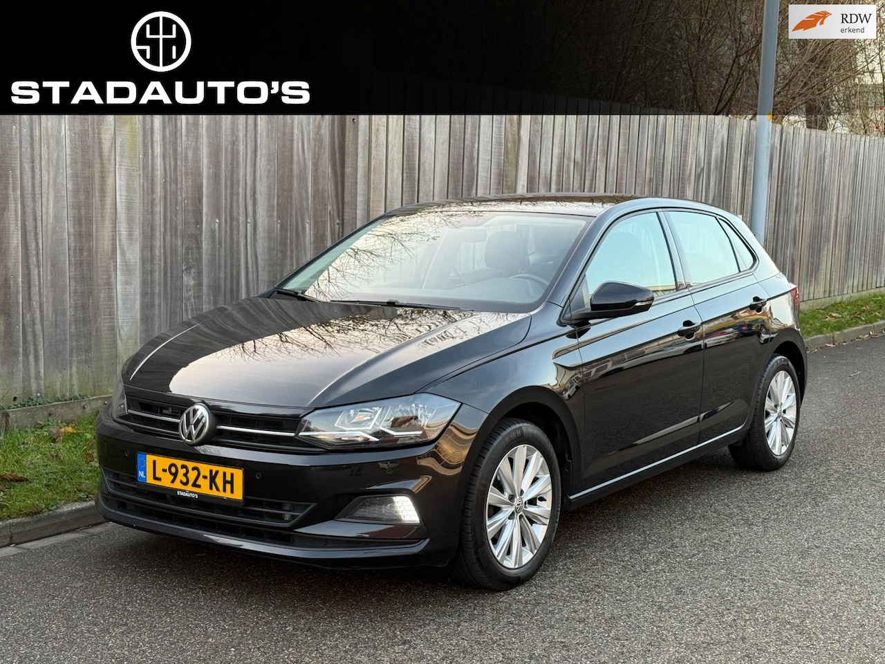 Volkswagen Polo - 1.0 TSI Highline Zwart DSG Automaat Carplay! - AutoWereld.nl