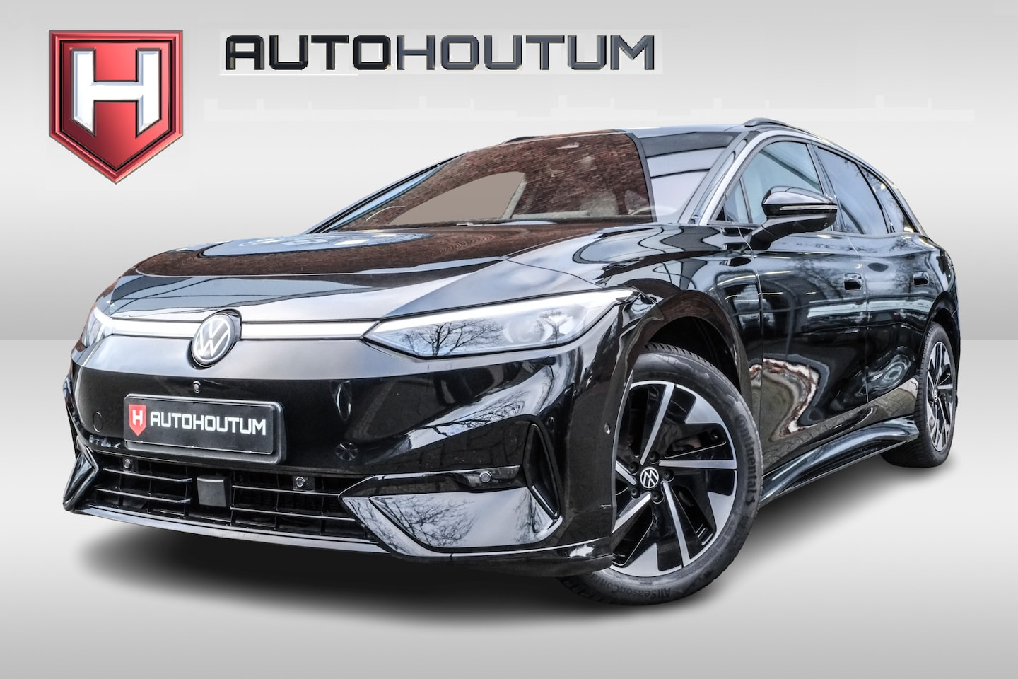 Volkswagen ID.7 Tourer - 1st Edition 77 kWh Warmtepomp, Panoramadak, Trekhaak, Head-up display, El stoelen, 360° Ca - AutoWereld.nl