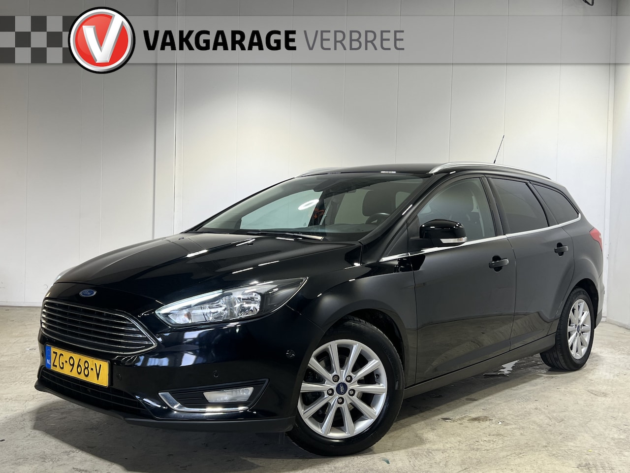 Ford Focus Wagon - 1.0 First Edition | Navigatie | Verwarmde voorruit | Cruise Control | PDC V+A | Airco | LM - AutoWereld.nl