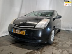 Toyota Prius - 1.5 VVT-i - Schade