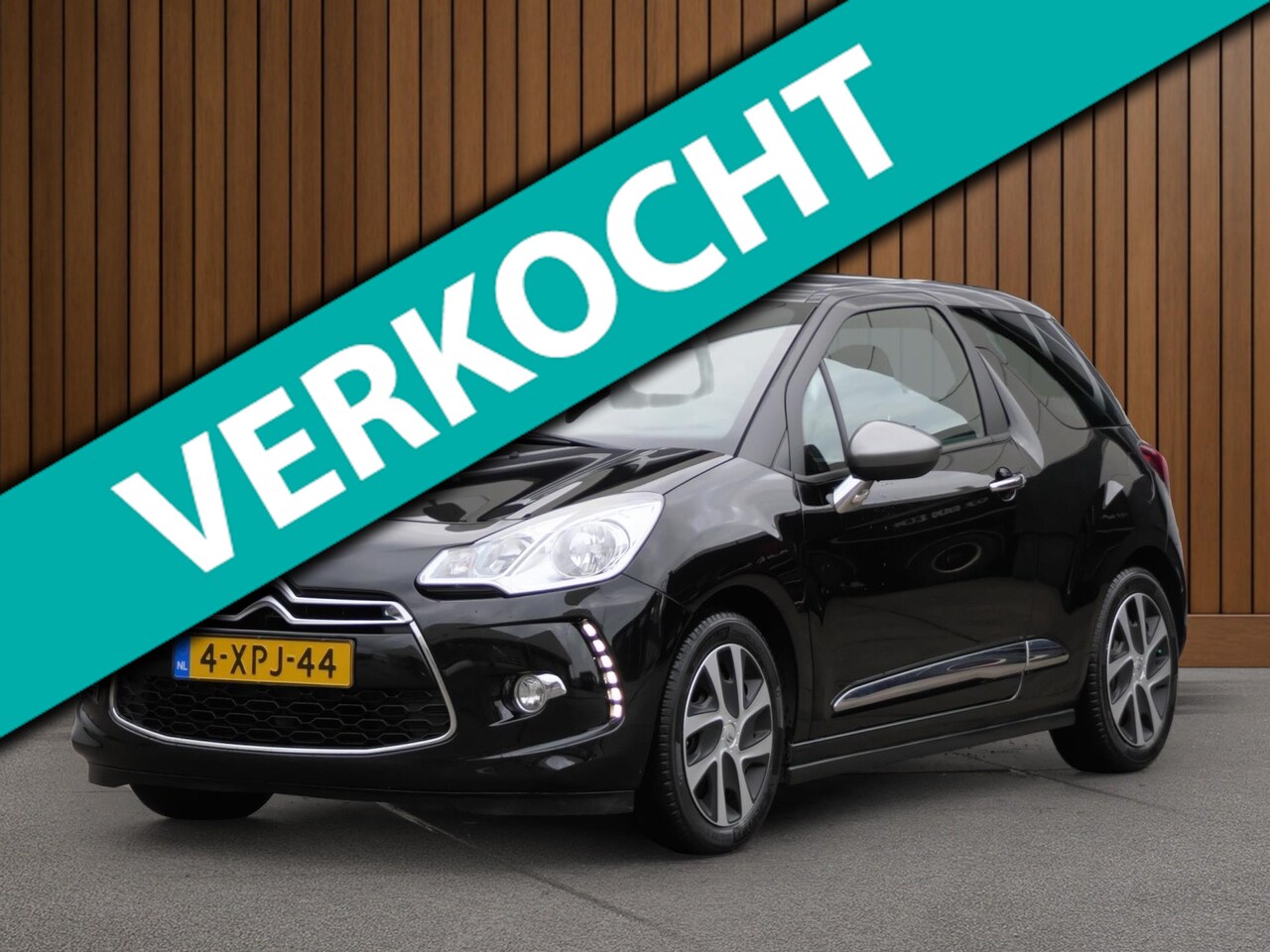 Citroën DS3 - 1.2 VTi So Chic | Cruise | Velours | Navi | Bluetooth | PDC - AutoWereld.nl